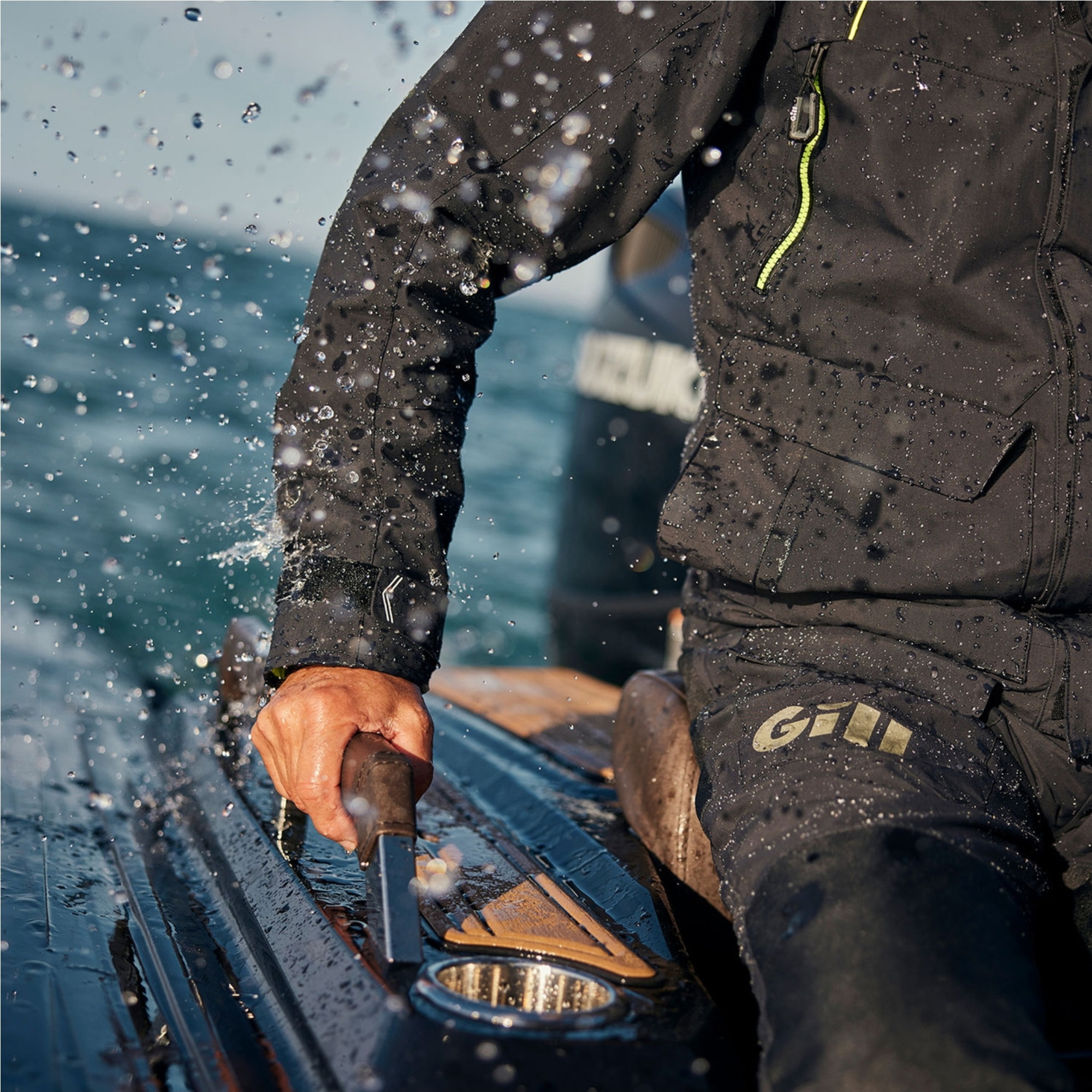 2026 Gill Mens OS2 Offshore Jacket OS26J - Black